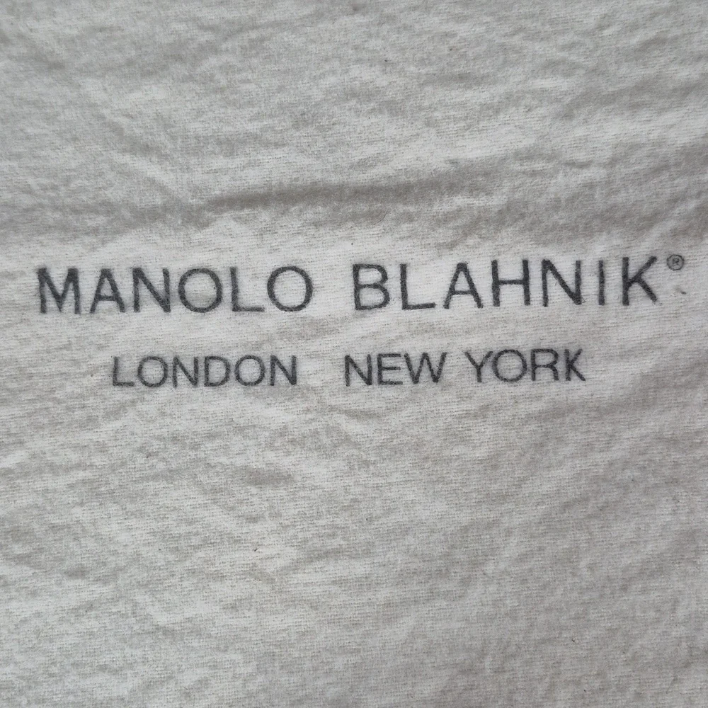 MANOLO BLAHNIKC Dust Bag